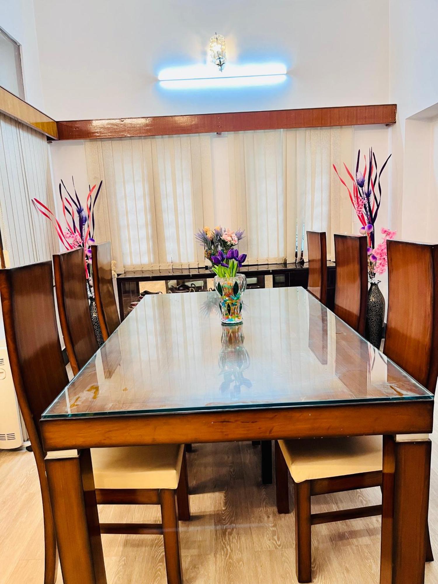 Villa Aha Luxury Stay - 3Bhk Villa With Garden & Parking