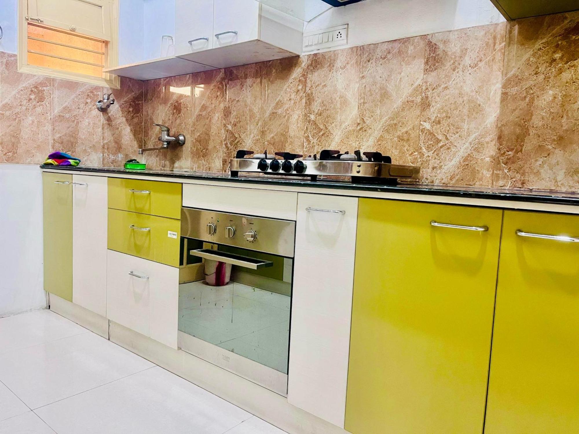 Villa Aha Luxury Stay - 3Bhk Villa With Garden & Parking